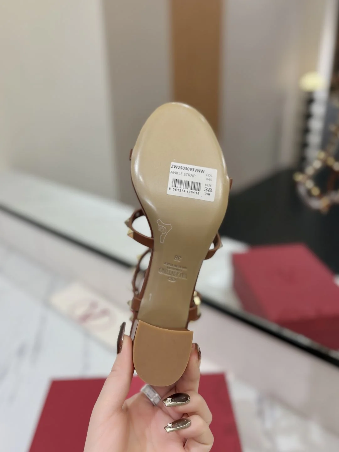 Valentino Sandals Popular 35940