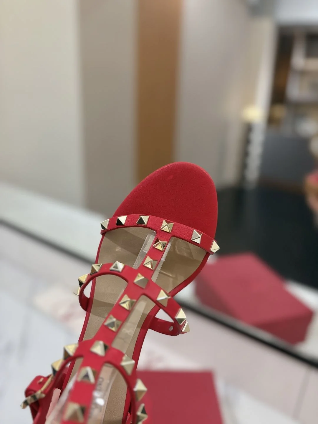 Valentino Sandals TopPick 35942