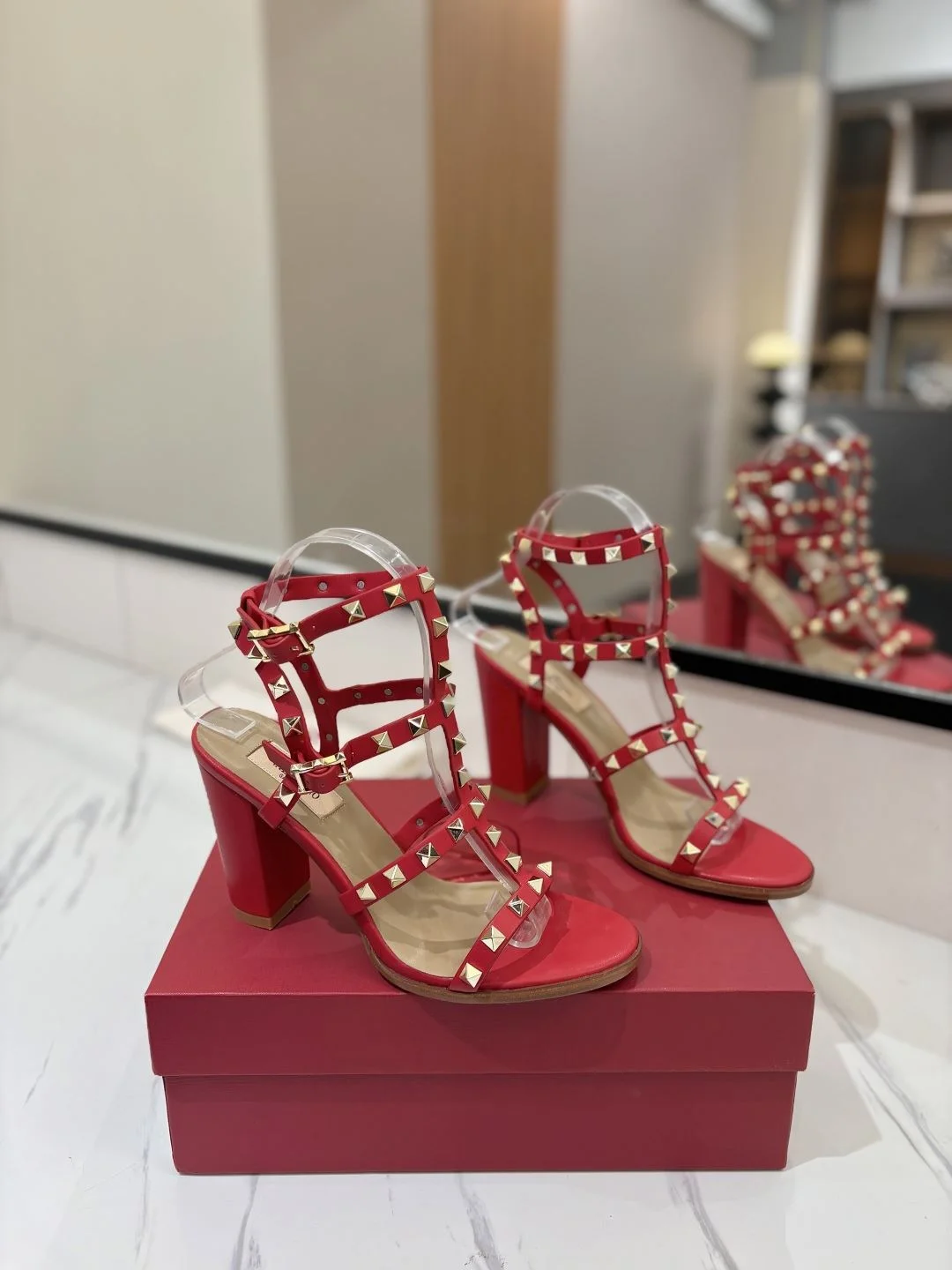 Tailored Valentino Sandals 35936