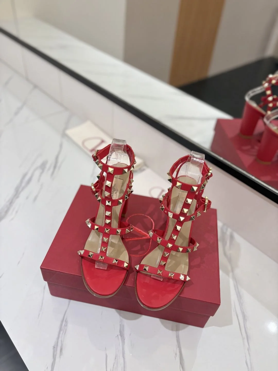 Tailored Valentino Sandals 35936