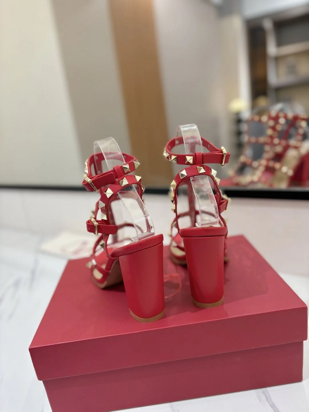Tailored Valentino Sandals 35936