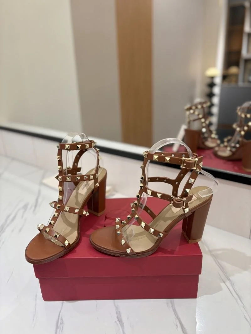 Valentino Sandals TopPick 35938