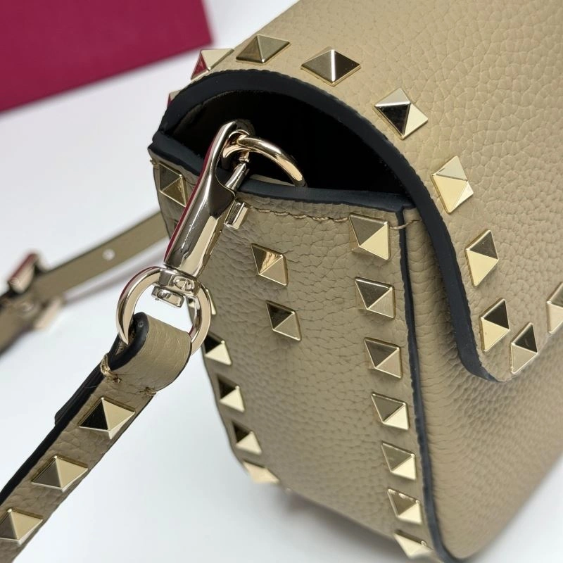 Effortless Valentino Satchel Bags 87117