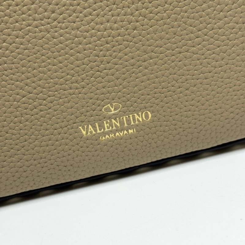 Effortless Valentino Satchel Bags 87117