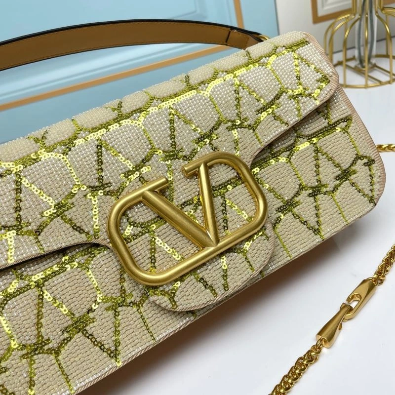 Effortless Valentino Satchel Bags 86872