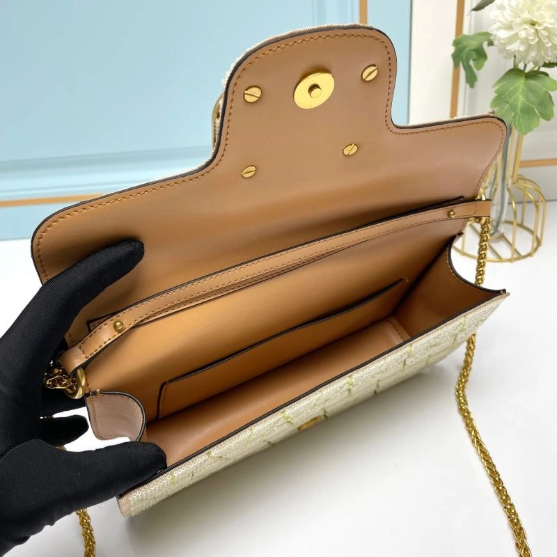 Effortless Valentino Satchel Bags 86872
