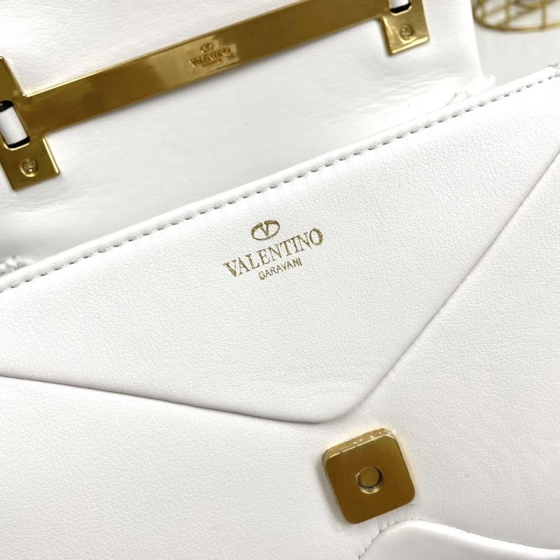 Sophisticated Valentino Satchel Bags 86786