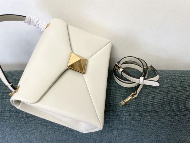 Minimalist Valentino Satchel Bags 60000