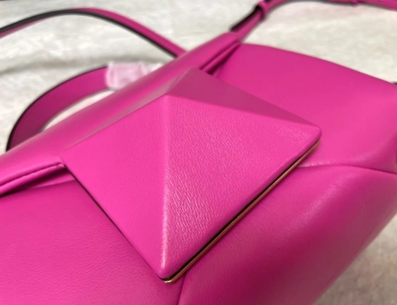 Trendy Valentino Satchel Bags 60008