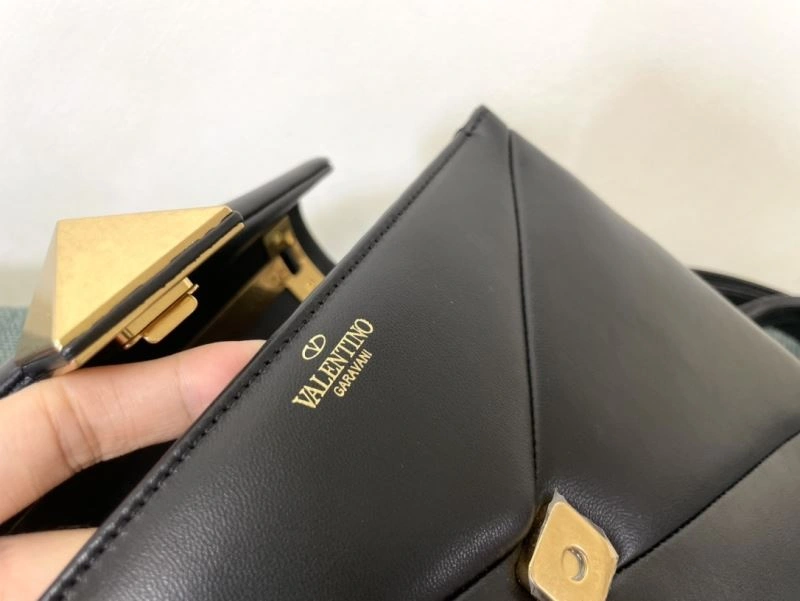 RelaxedFit Valentino Satchel Bags 59999