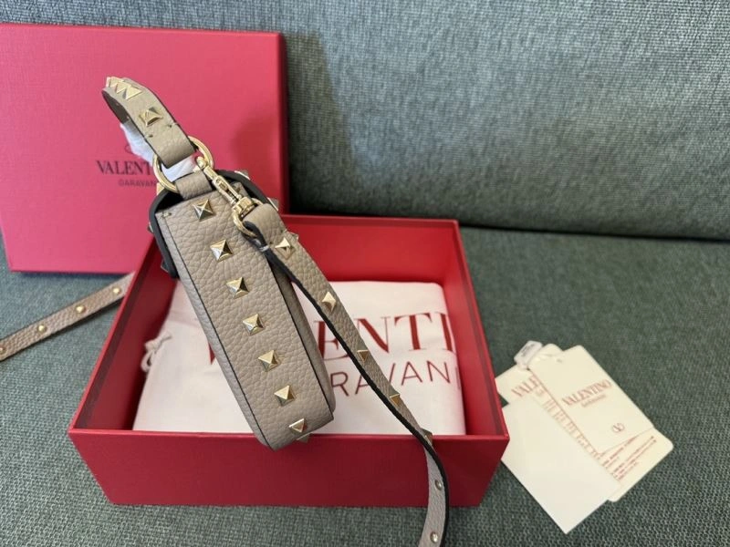 Valentino Satchel Bags ModernLook 59927