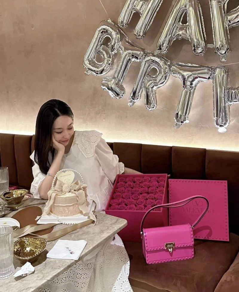 Valentino Satchel Bags Functional 59920