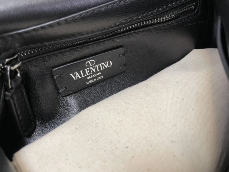 Tailored Valentino Satchel Bags 59850