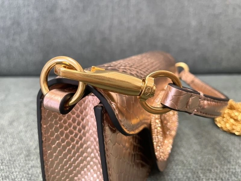 Sleek Valentino Satchel Bags 59798
