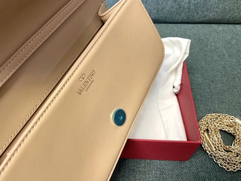 Valentino Satchel Bags Elegant 59761