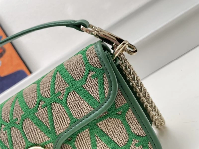 EyeCatching Valentino Satchel Bags 82156