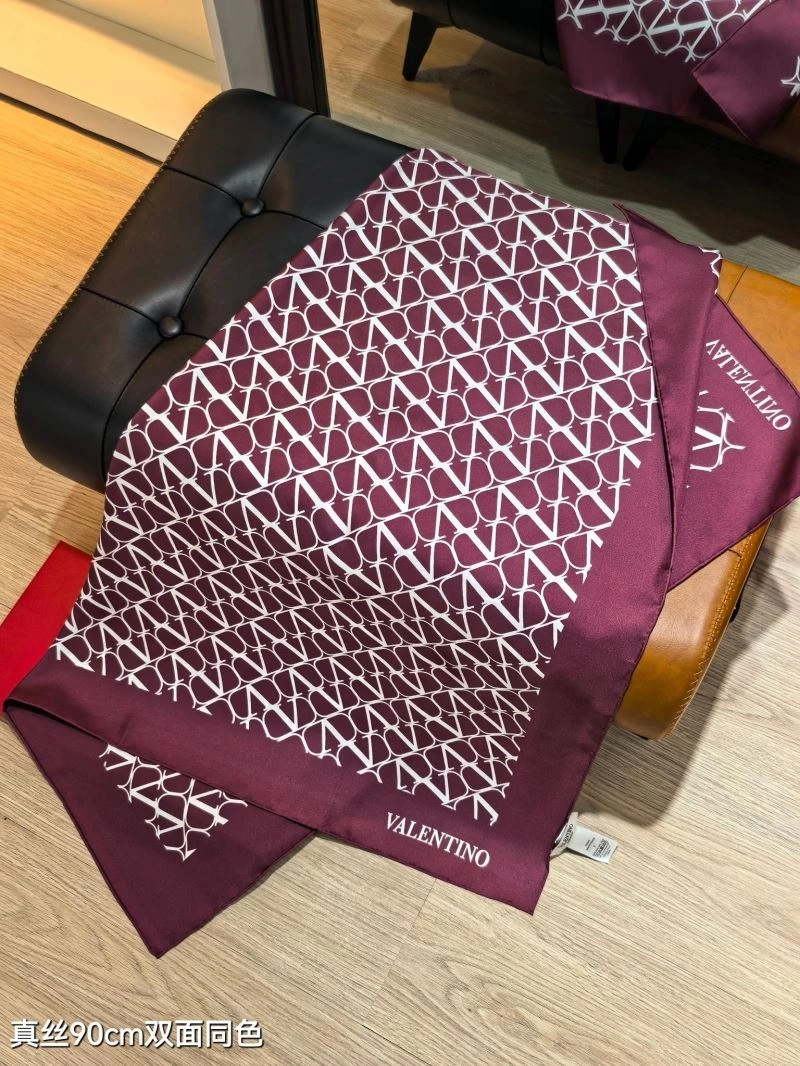 Lightweight Valentino Scarf 270831