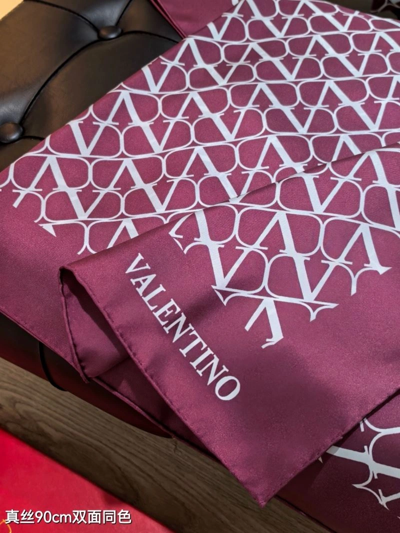 Lightweight Valentino Scarf 270831