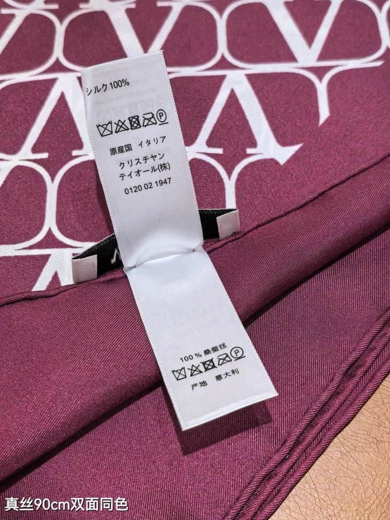 Lightweight Valentino Scarf 270831