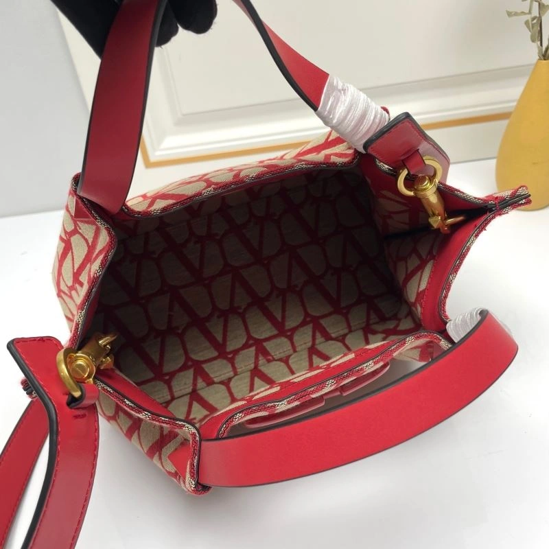 Timeless Valentino Shopping Bags 86782