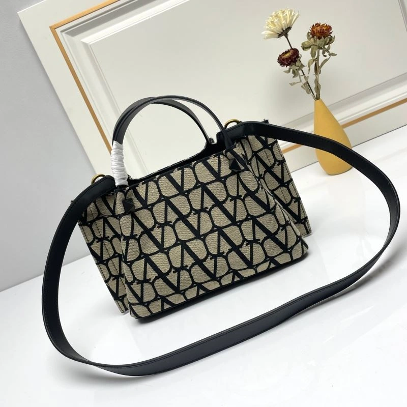 Valentino Shopping Bags Youthful 86783