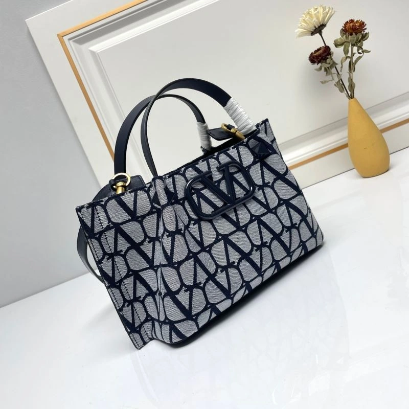 Contemporary Valentino Shopping Bags 86780