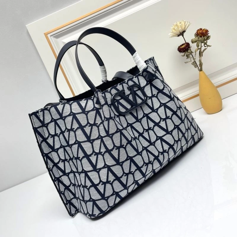 Valentino Shopping Bags SmoothTexture 86775