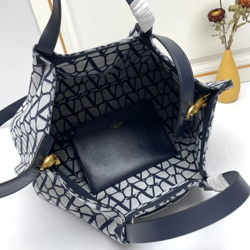Valentino Shopping Bags SmoothTexture 86775