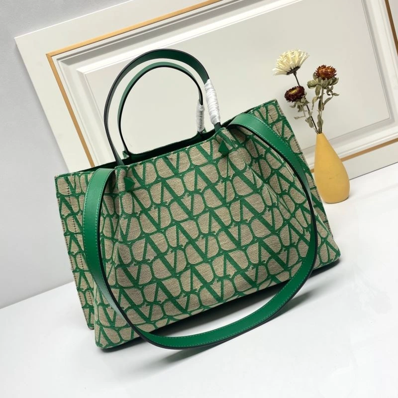 Comfortable Valentino Shopping Bags 86774