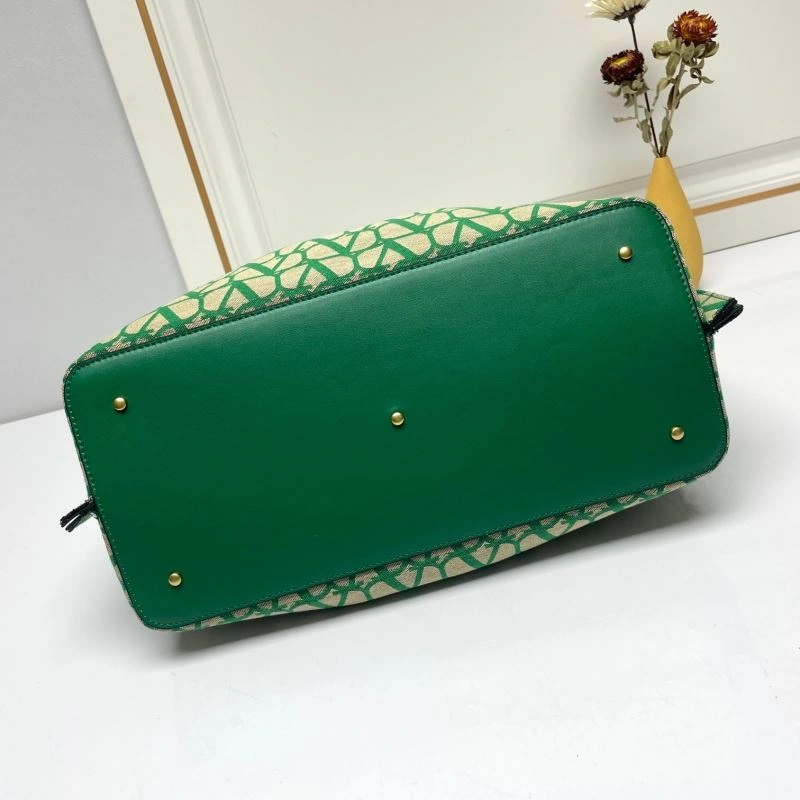 Comfortable Valentino Shopping Bags 86774