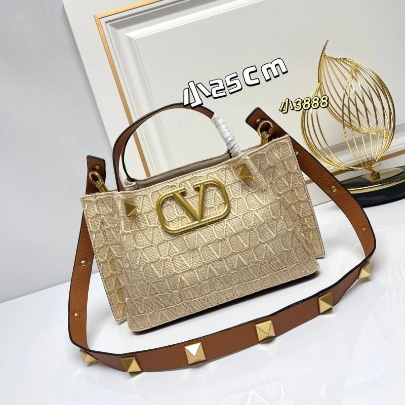 Resilient Valentino Shopping Bags 86811