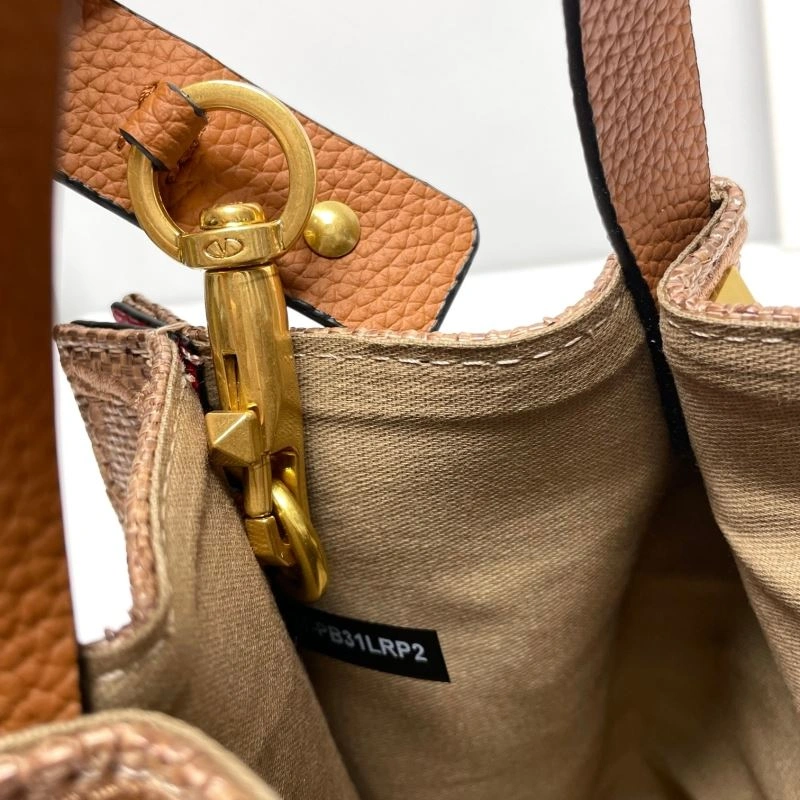Supportive Valentino Shopping Bags 86734