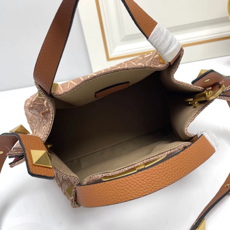 Supportive Valentino Shopping Bags 86734