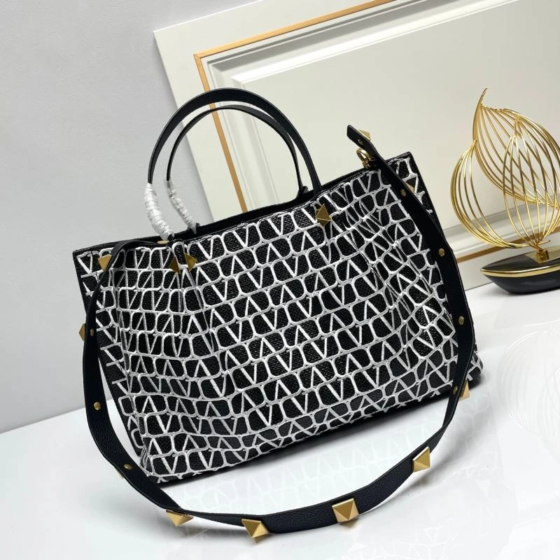 SportInspired Valentino Shopping Bags 86728