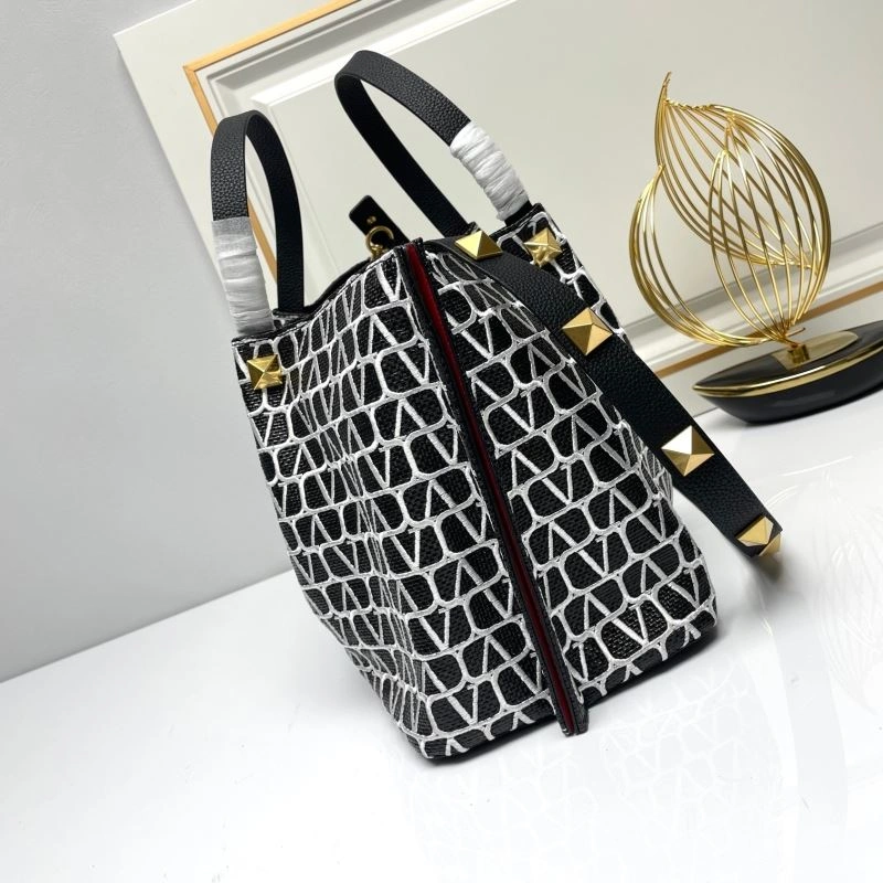 SportInspired Valentino Shopping Bags 86728