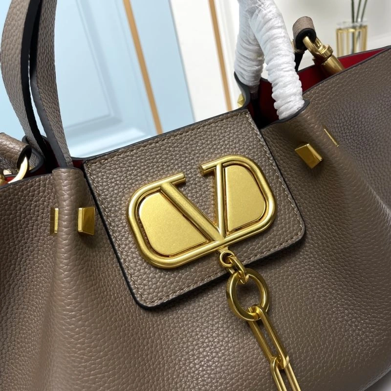 Timeless Valentino Shopping Bags 86724