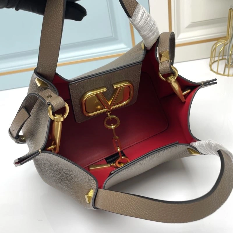 Timeless Valentino Shopping Bags 86724