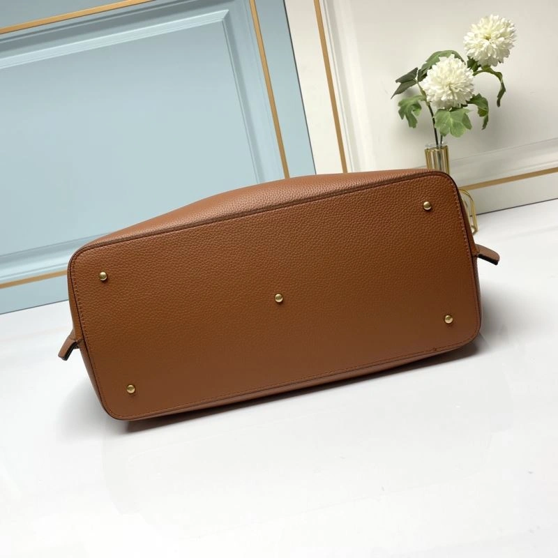 Versatile Valentino Shopping Bags 86719