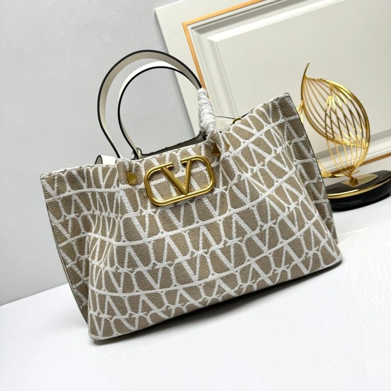 Attractive Valentino Shopping Bags 86751