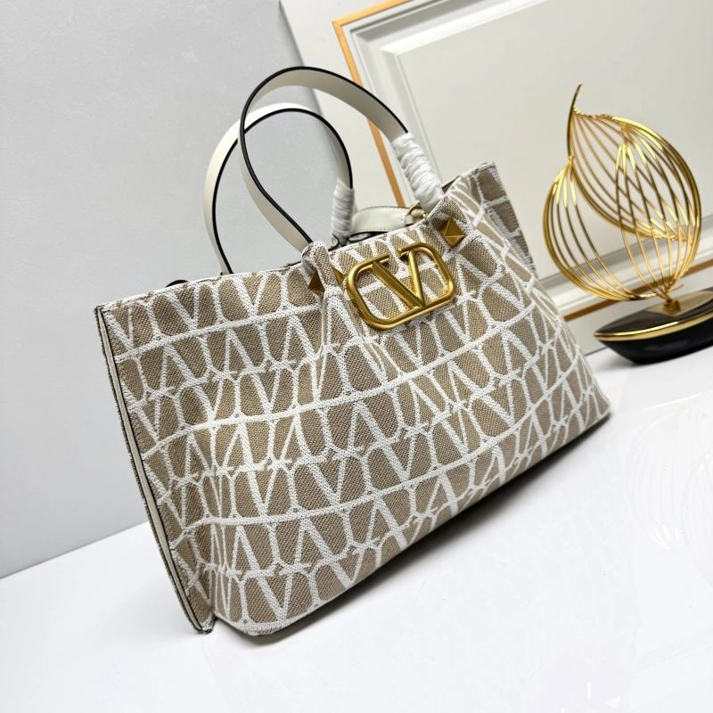 Attractive Valentino Shopping Bags 86751