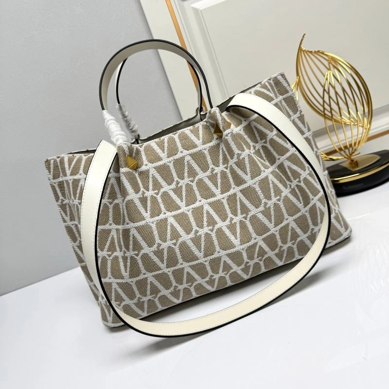 Attractive Valentino Shopping Bags 86751