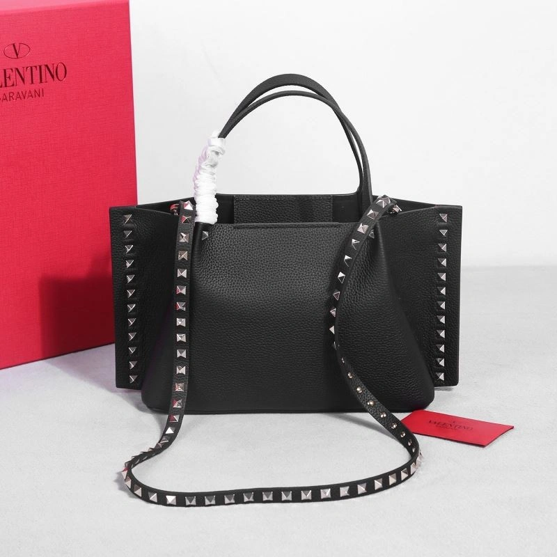 Refined Valentino Shopping Bags 59626