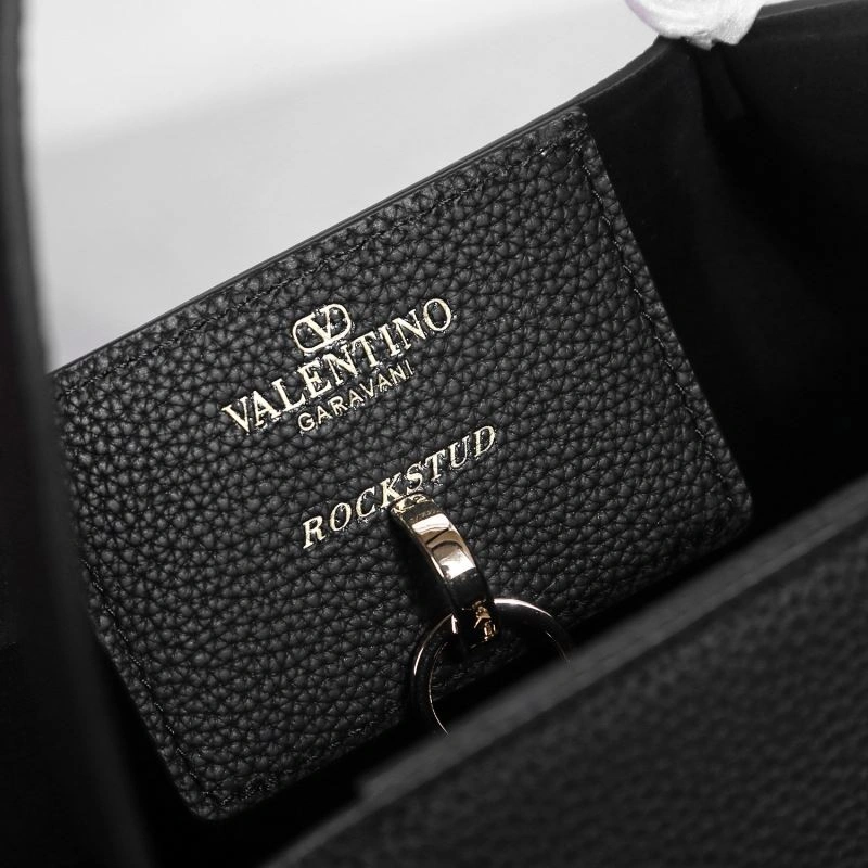 Refined Valentino Shopping Bags 59626