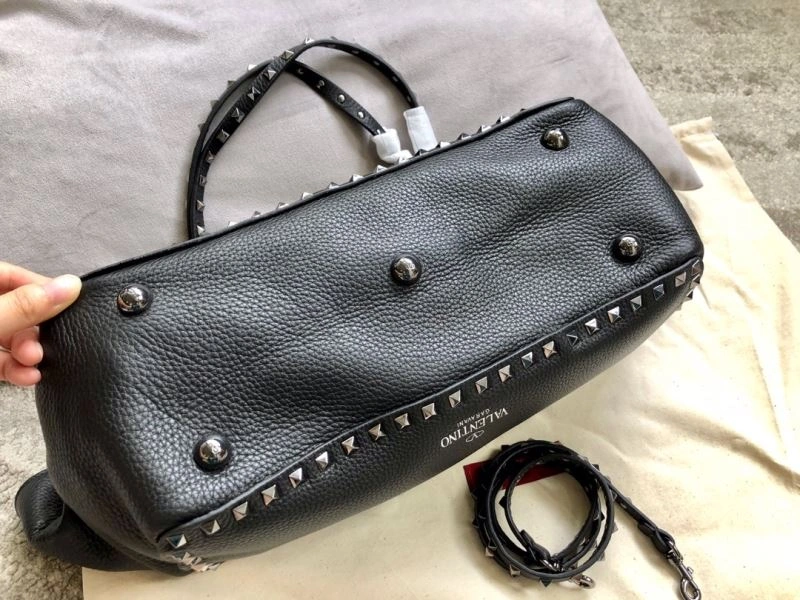 Timeless Valentino Shopping Bags 59616
