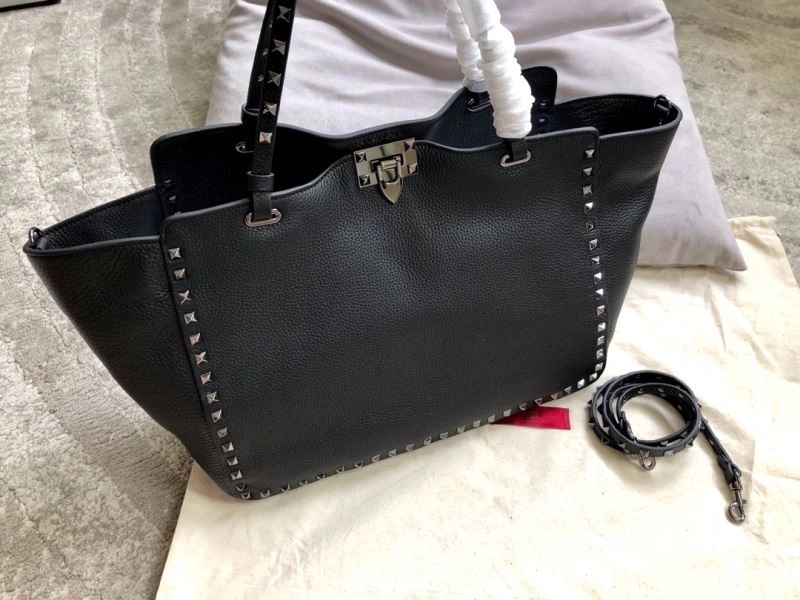 Timeless Valentino Shopping Bags 59616