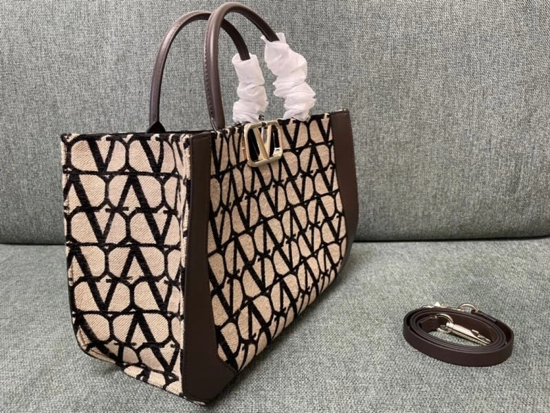 HighPerformance Valentino Shopping Bags 59599