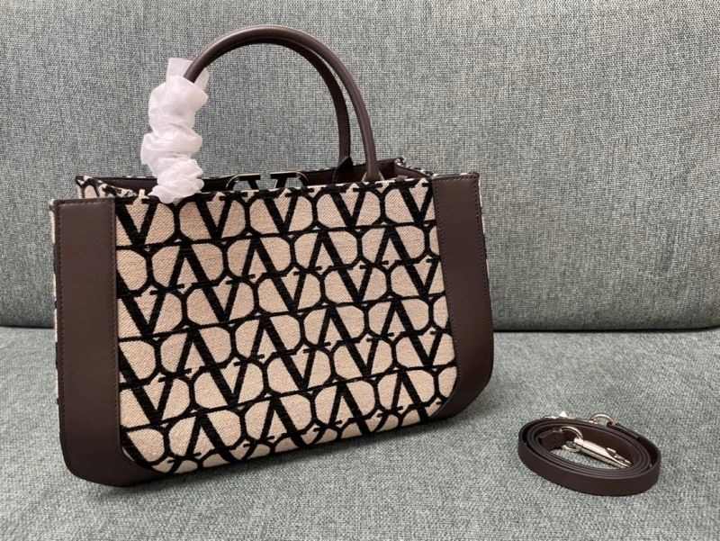 HighPerformance Valentino Shopping Bags 59599