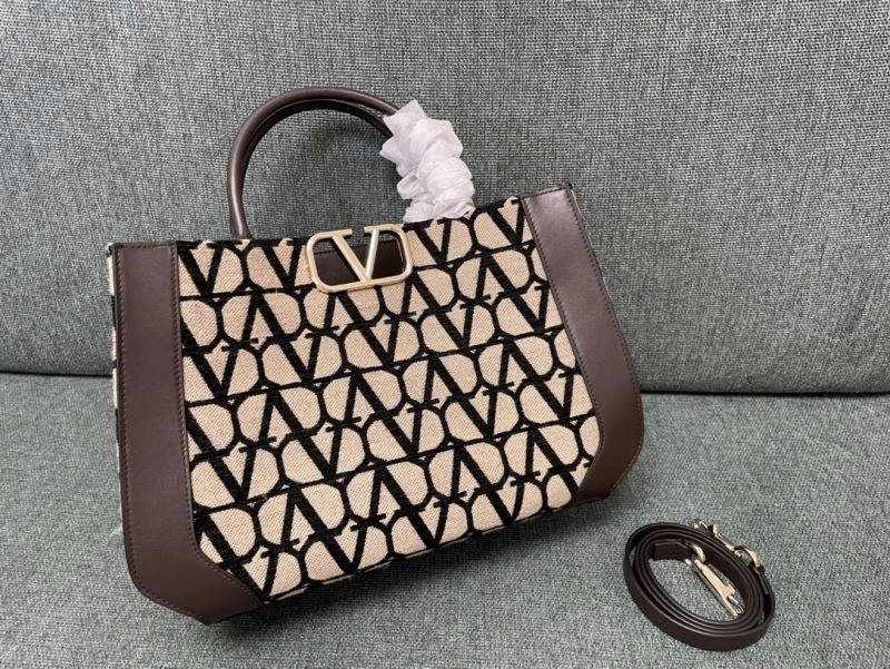 HighPerformance Valentino Shopping Bags 59599