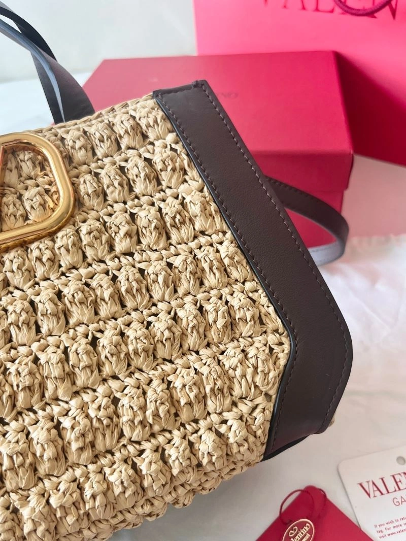 Effortless Valentino Shopping Bags 59597