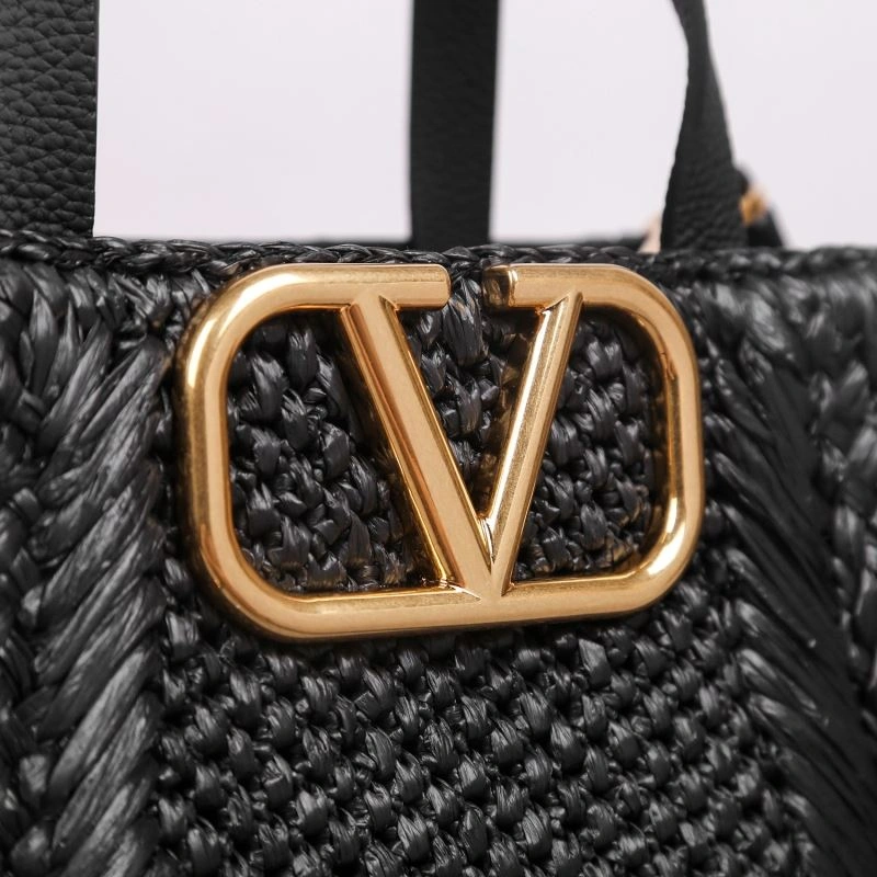 Classic Valentino Shopping Bags 59591
